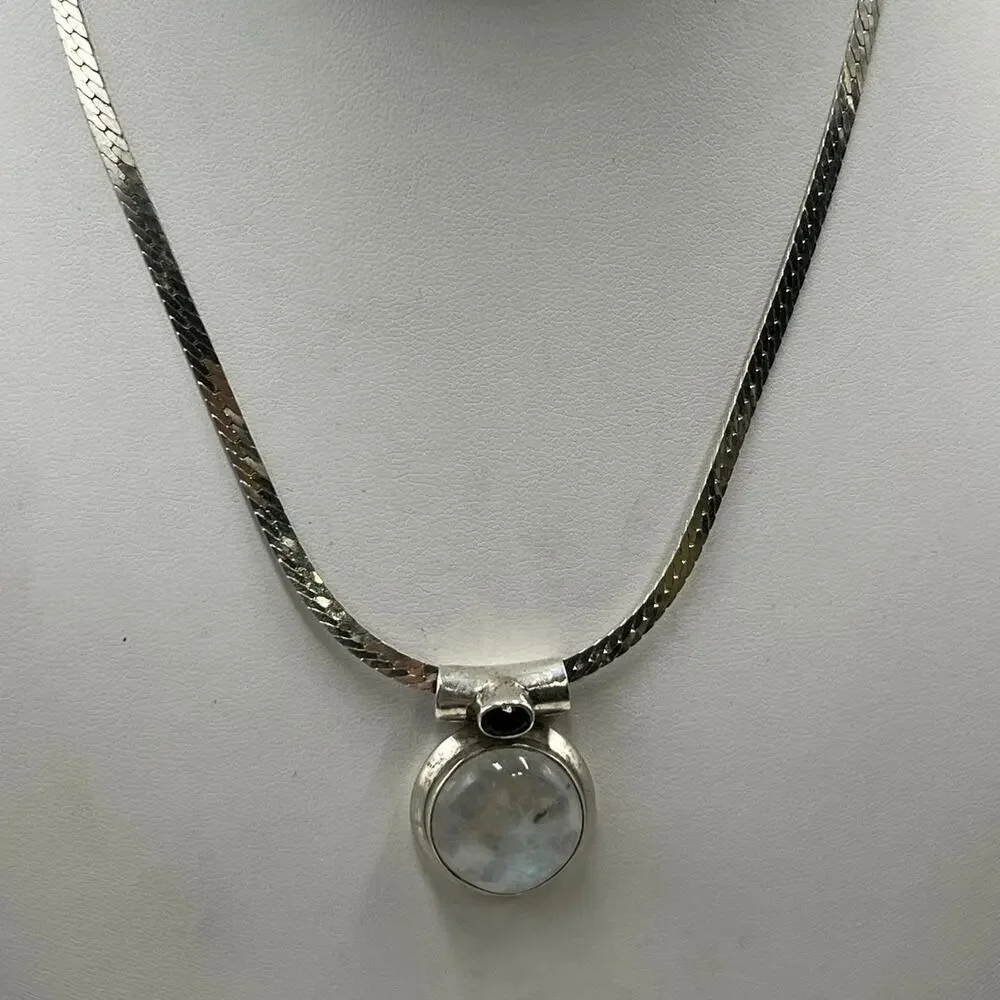TJ Sterling Silver Moonstone Amethyst Bezel‎ Cabachon pendant Snake Necklace